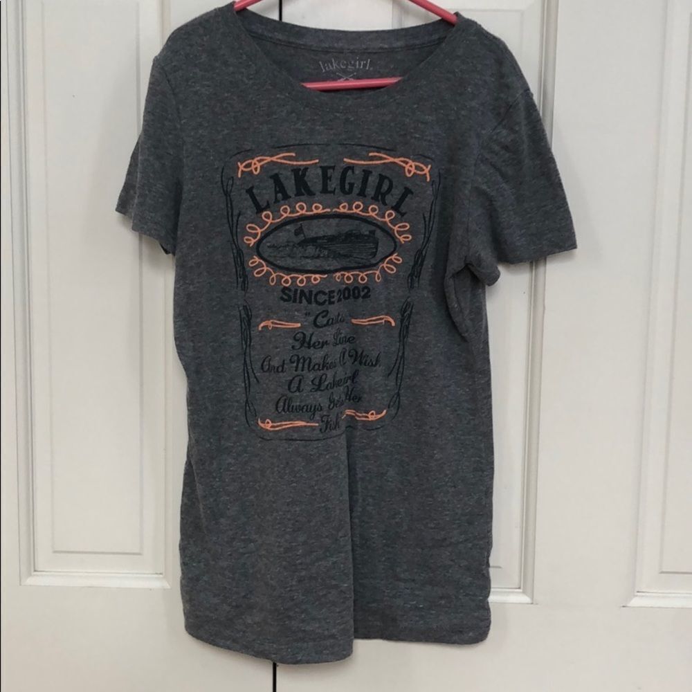 🍭*6/$30* Lake Girl heather tee shirt - S